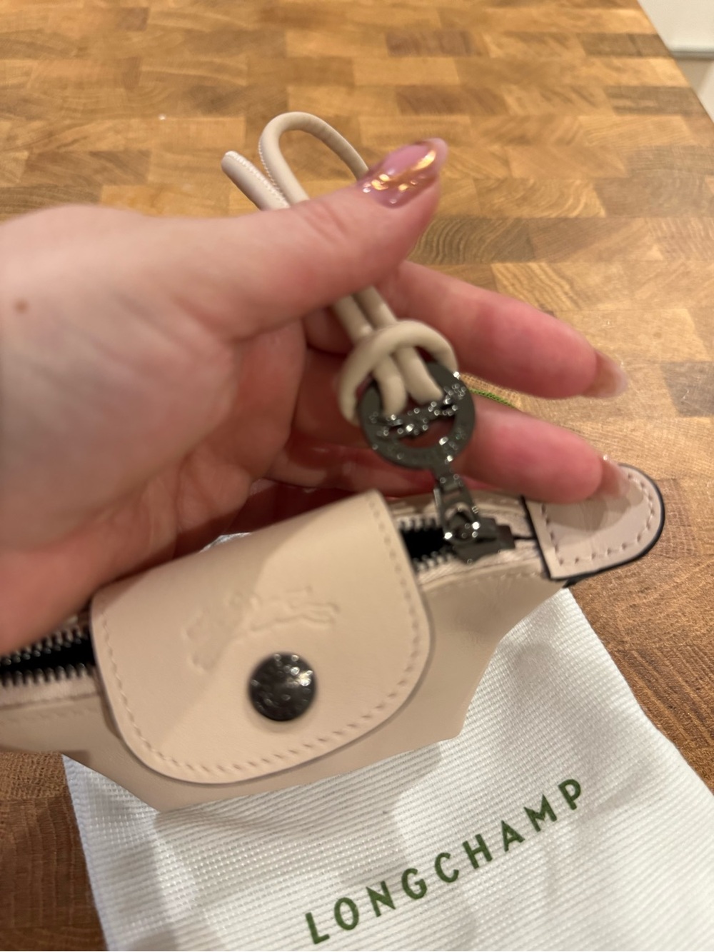 Longchamp change purse - Picture 3 of 4